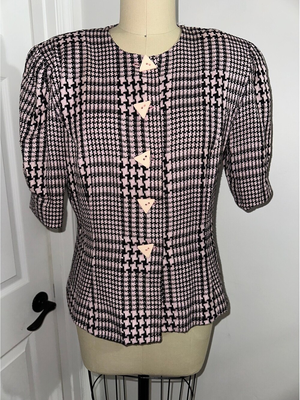 Berek Vintage Pink and Black Houndstooth Button-Up Blouse 8